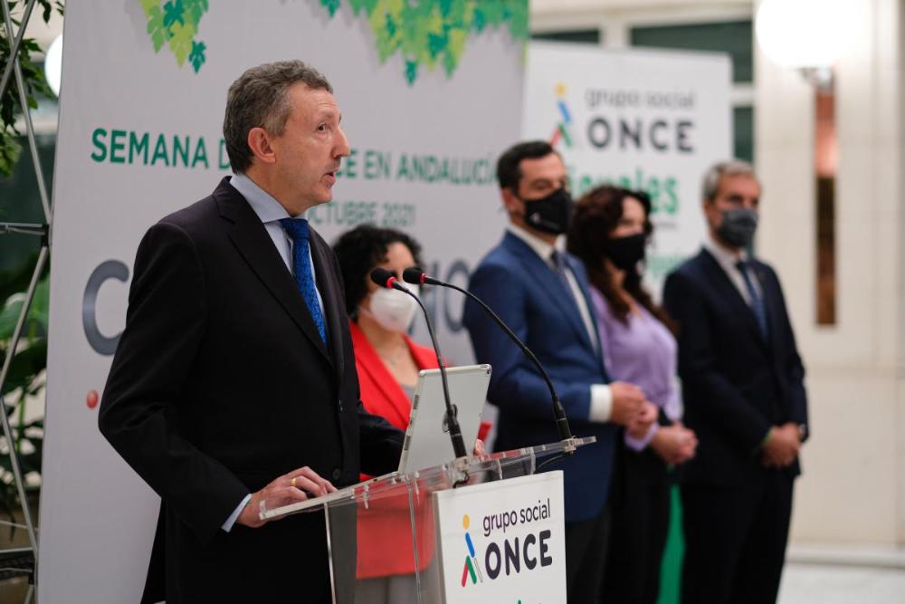 Cristóbal Martínez agradeció al presidente de la Junta su compromiso con la discapacidad