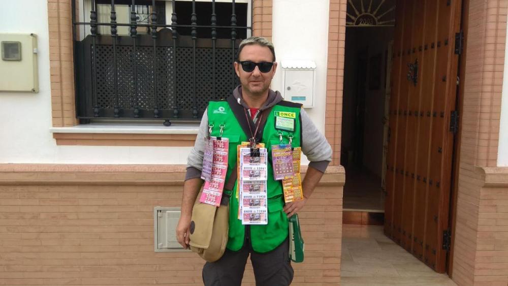 Manuel Jesús Torres el día en el que repartió 1,2 millones en La Algaba