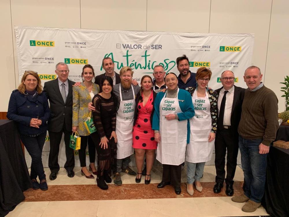 Masterchef a ciegas en el hotel ILUNION Málaga con la participación de Betty Misiego