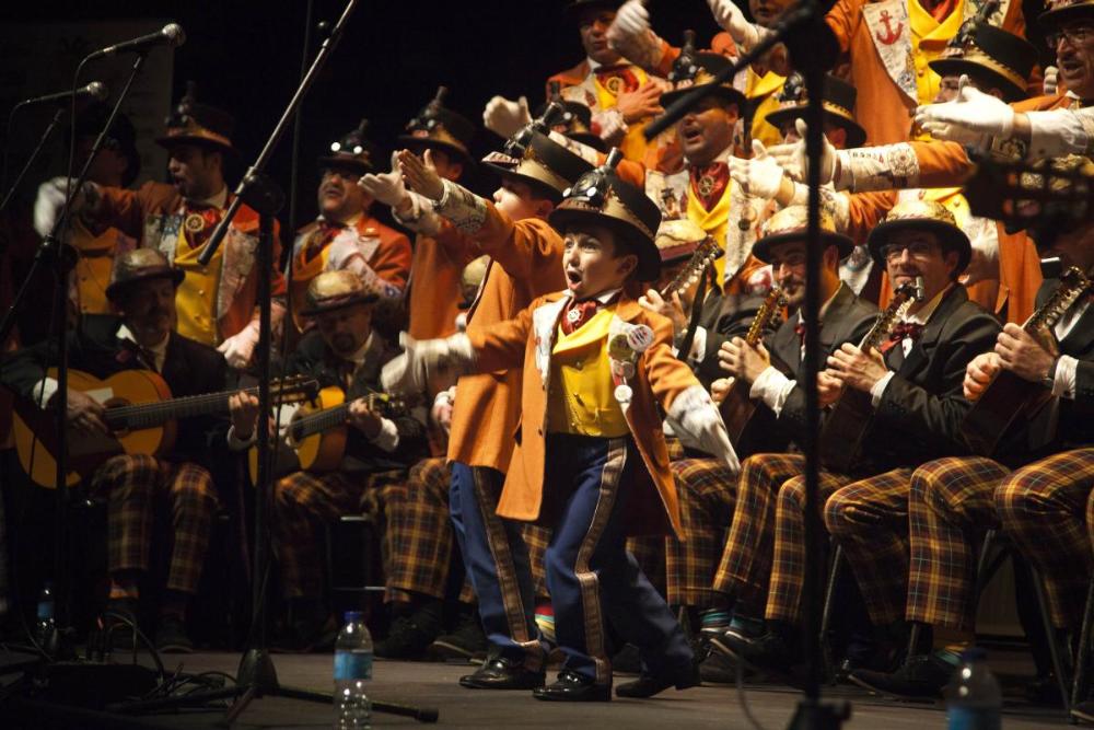 La vuelta a Cádiz en 80 mundos, tercer premio del Fermín Salvochea 2016
