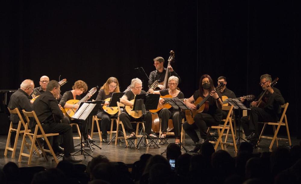 Actuación de la Orquesta de plectro Ciudad de los Califas en la Bienal de Música | Foto: Salvador Arellano