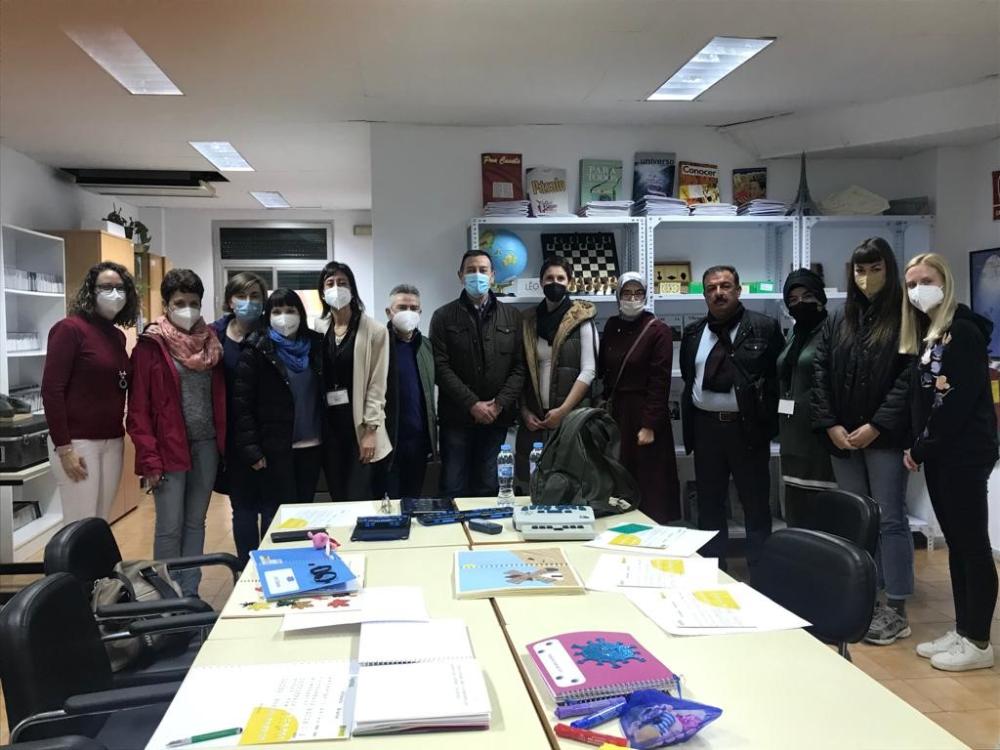 Foto de familia de los profesores participantes en esta iniciativa europea