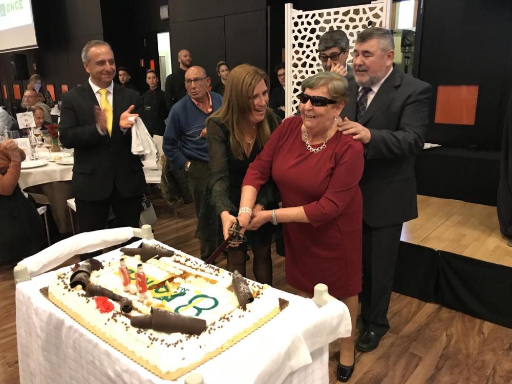 El vicepresidente de la ONCE, José Luis Pinto, participó en la celebración de Santa Lucía en Granada