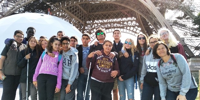 torre_eiffel_0.jpg