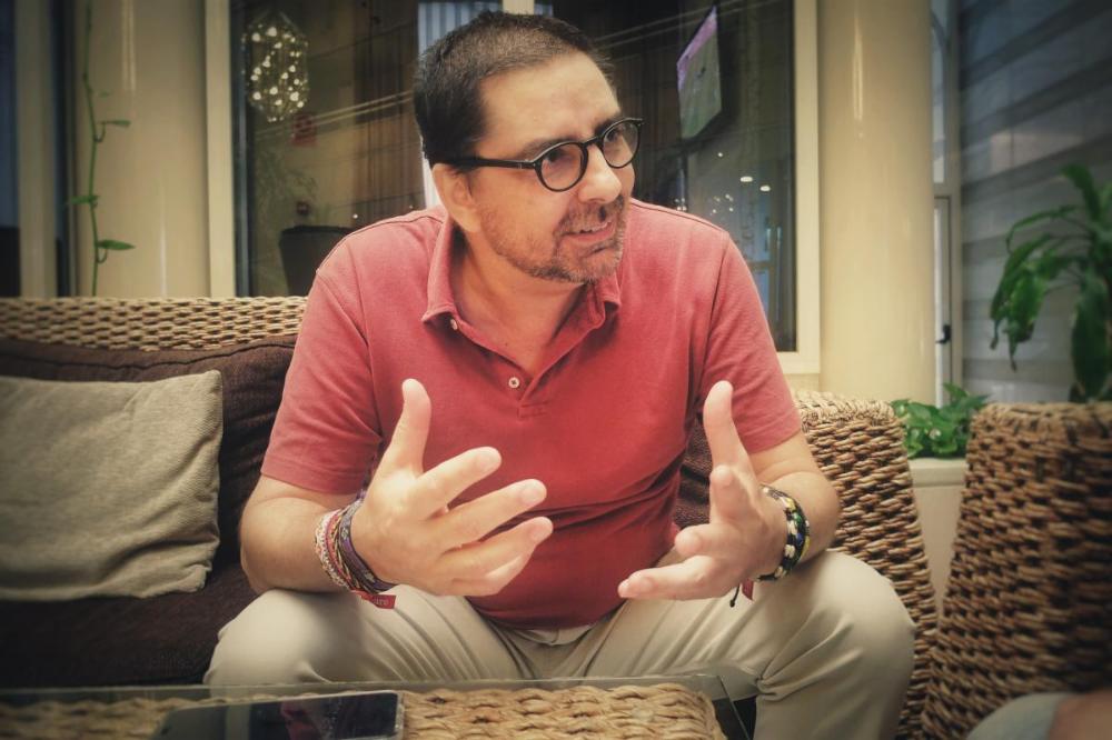 Un momento de la entrevista con Valentín García, realizada en Granada, el mismo día en el que recibió el Premio Solidarios ONCE 2018