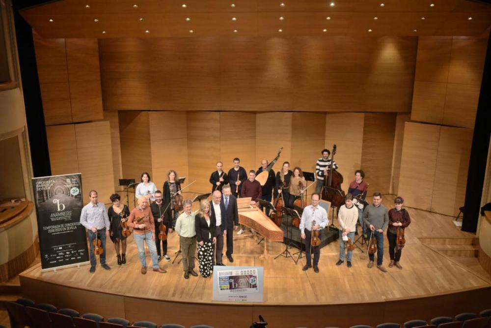 La presentación del cupón dedicado al 25 Aniversario de la OBS fue todo un éxito