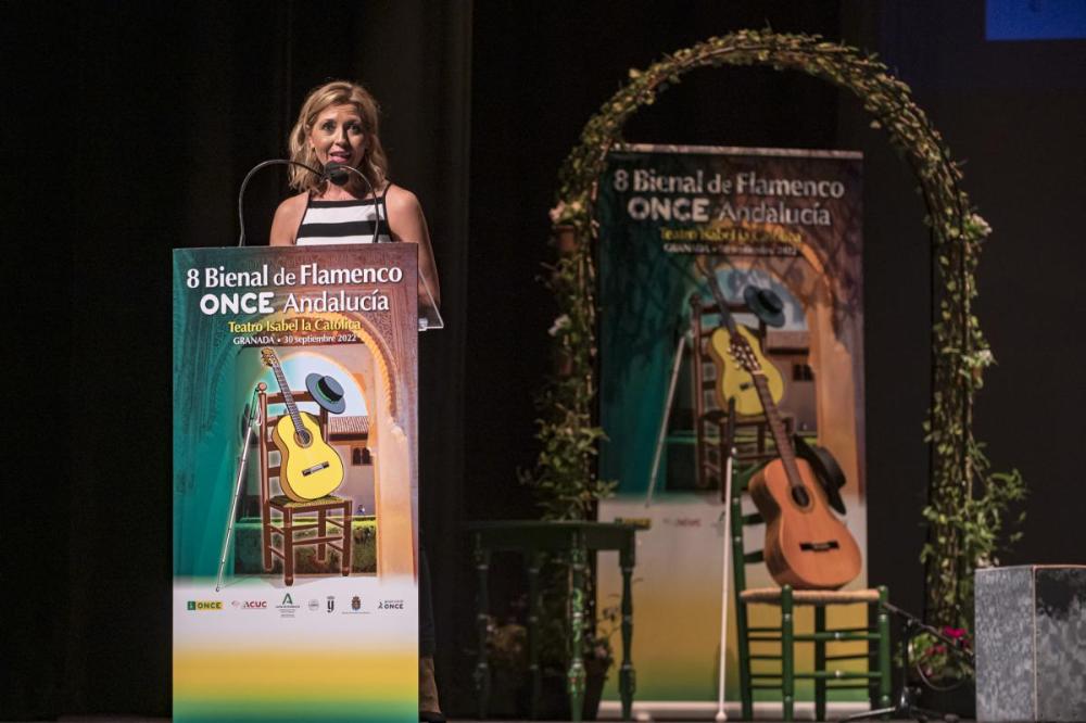 Silvia presenta al mejor artista con discapacidad en el momento cumbre de la noche de la gala
