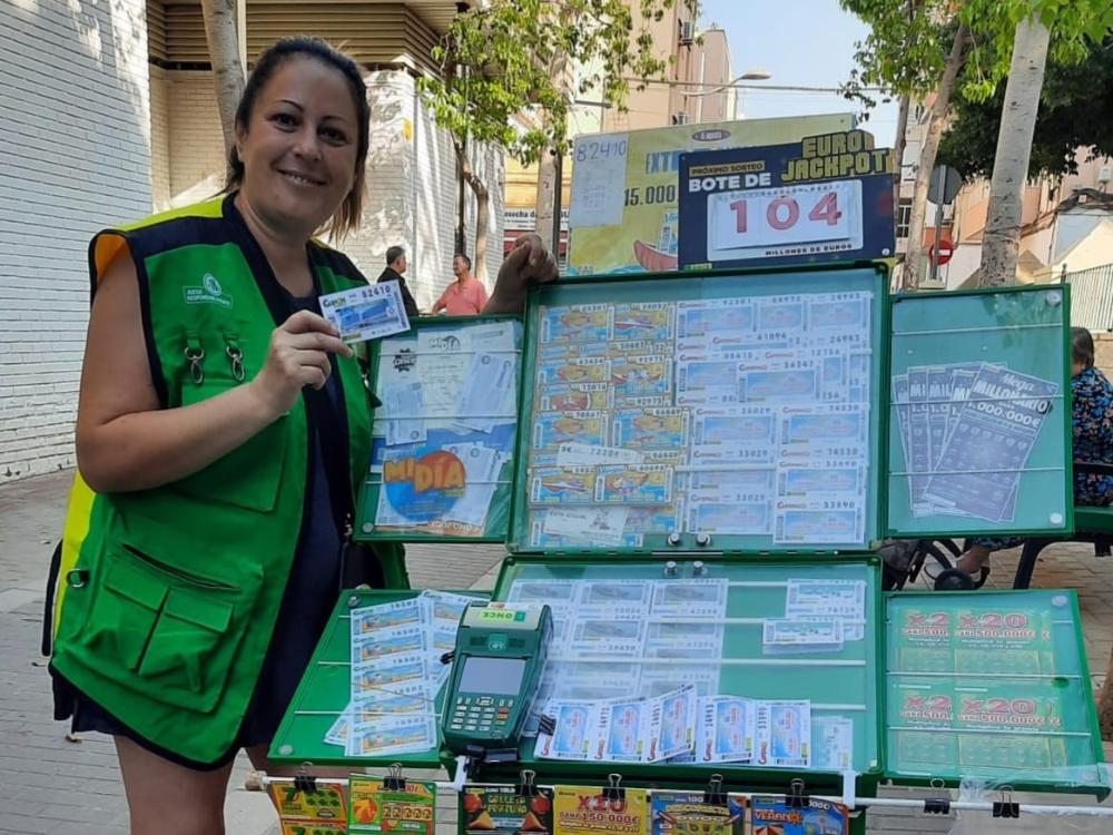 Anchi Garrido, vendedora de la ONCE en Almería