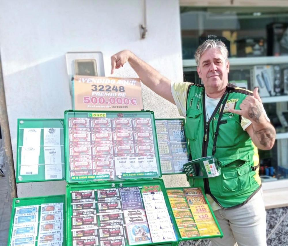 Jorge López, vendedor de la ONCE en Churriana