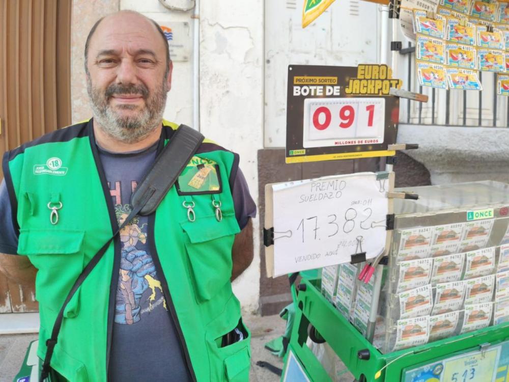 Juan José Rodríguez, vendedor de la ONCE en San Fernando