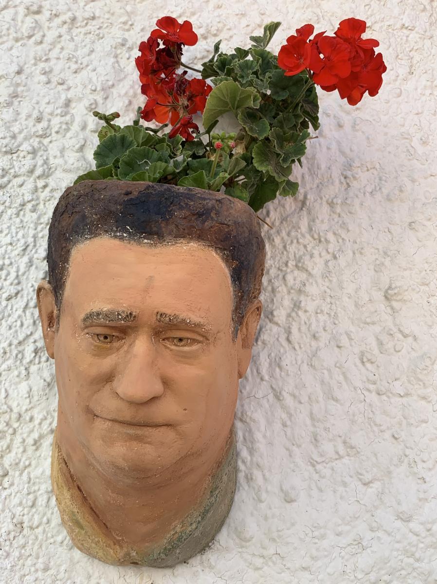 Macetero roteño de Frnacisco Javier Rodríguez, obra de Julio Malvido