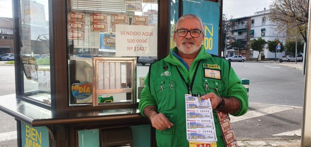 Manuel López, vendedor de la ONCE en Córdoba