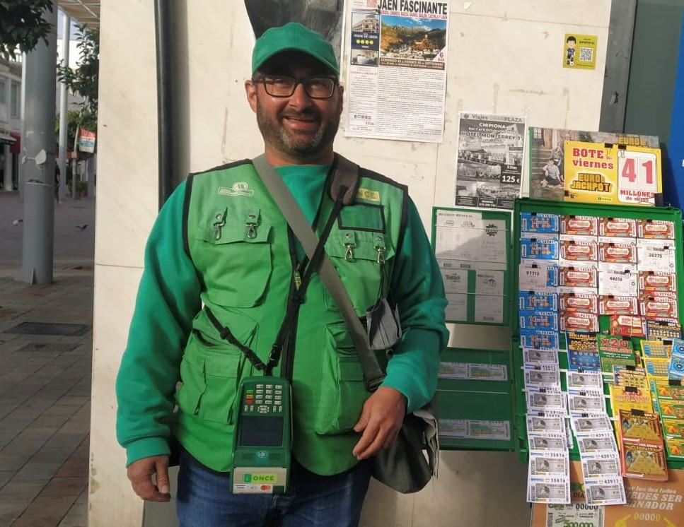 Rafael Pérez, vendedor de la ONCE en Chipiona