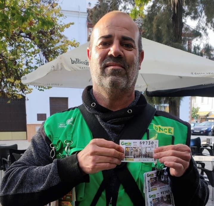 Raúl Martín, vendedor de la ONCE en Utrera