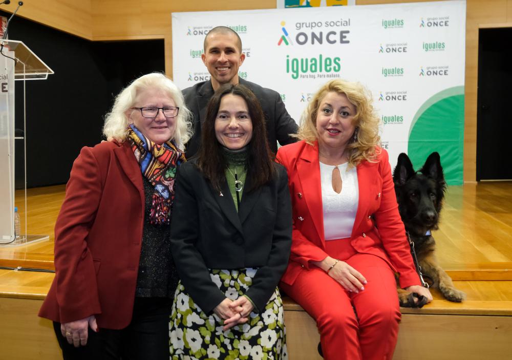 Equipo directivo del CRE, integrado por Eva Pérez, Carmen de Miguel, Maite Espinosa y Sergio Montero
