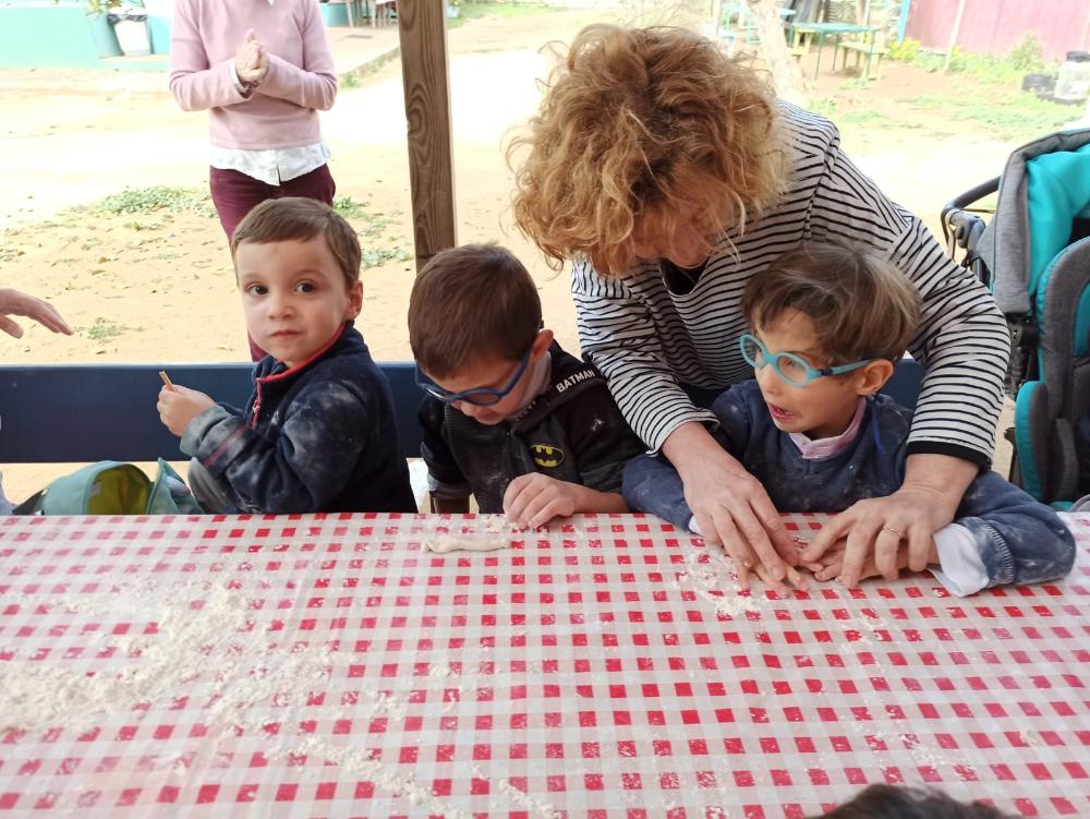 Los niños pudieron también hacer sus prácticas para elaborar su propio pan