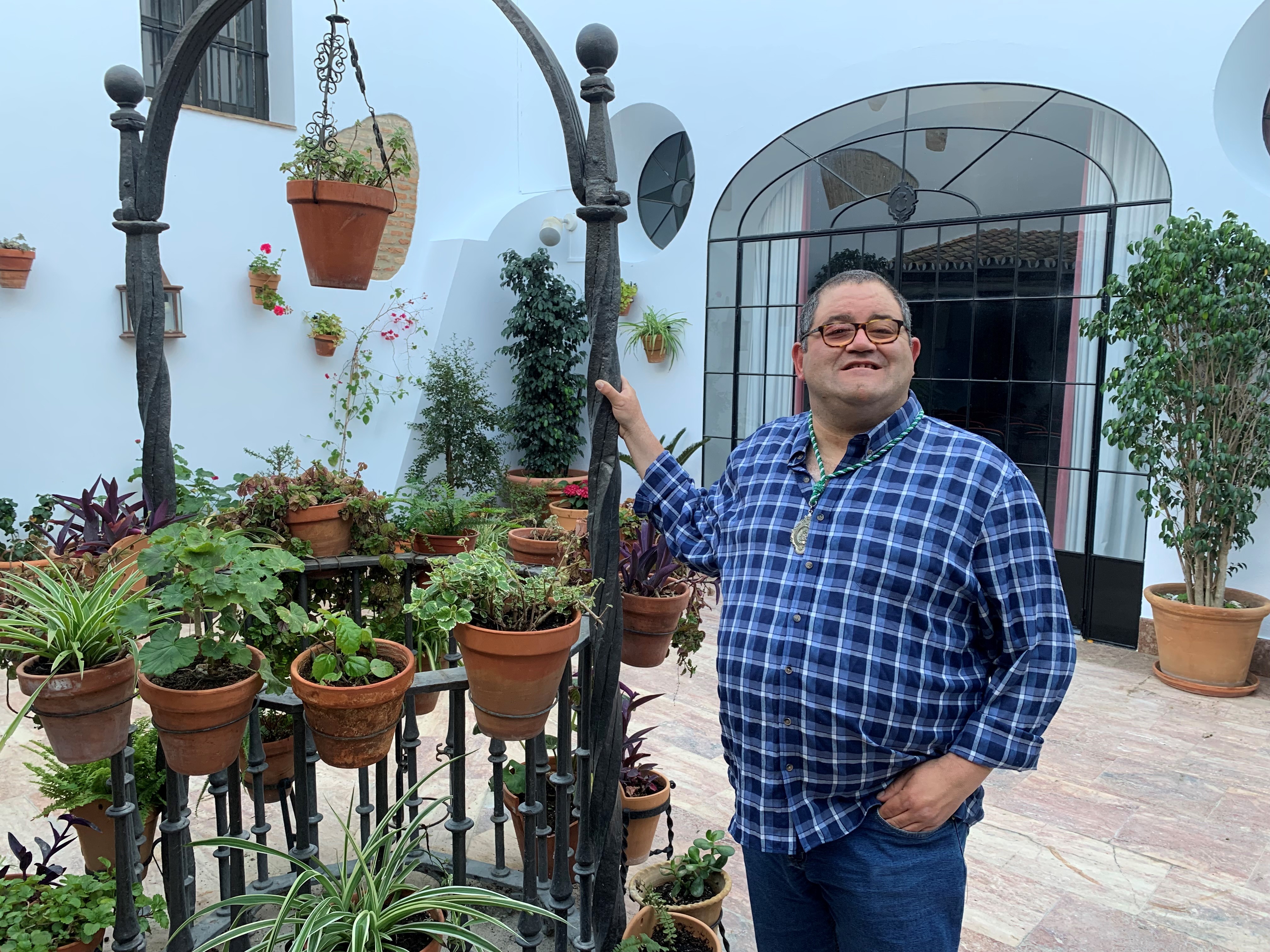 Contreras en la sede de la Casa de la Hermandad Matriz de Almonte
