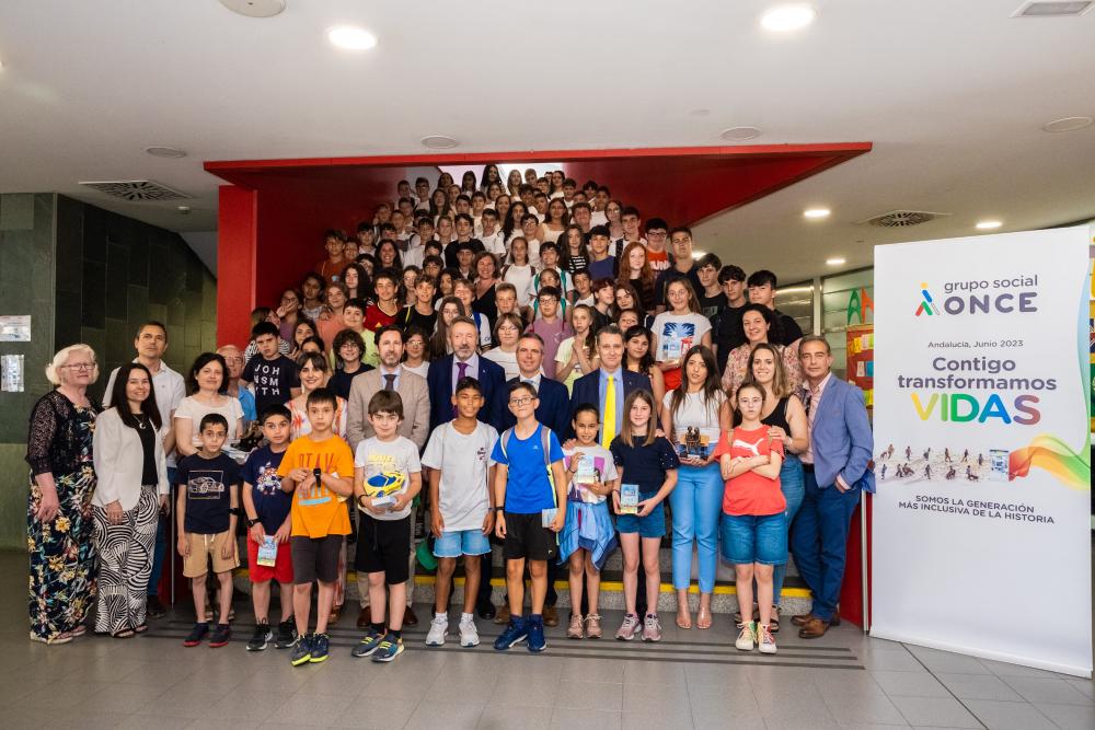 Foto de familia de todos los ganadores