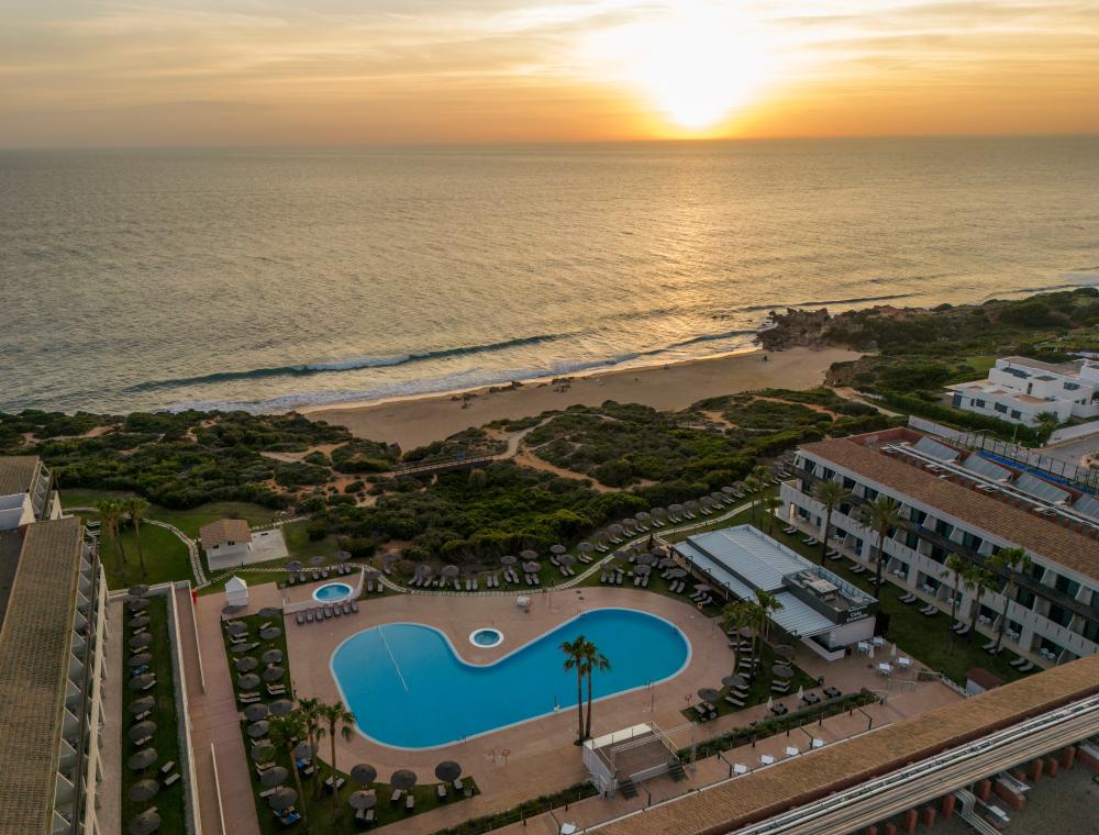 Vista panorámica desde el hotel Ilunion Calas de Conil