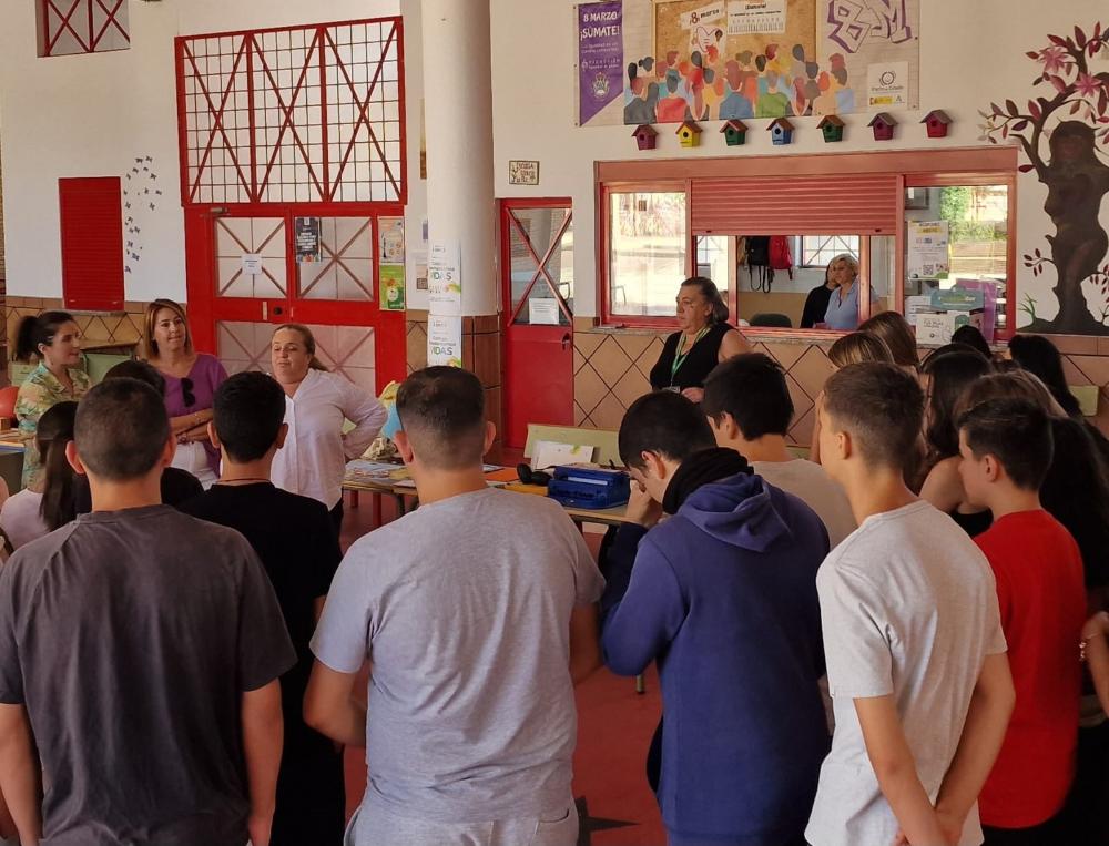 actividad de concienciación en un instituto de La Línea