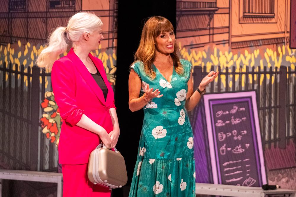 Laura Ferrer y Patty Bonet presentadoras de la Gala