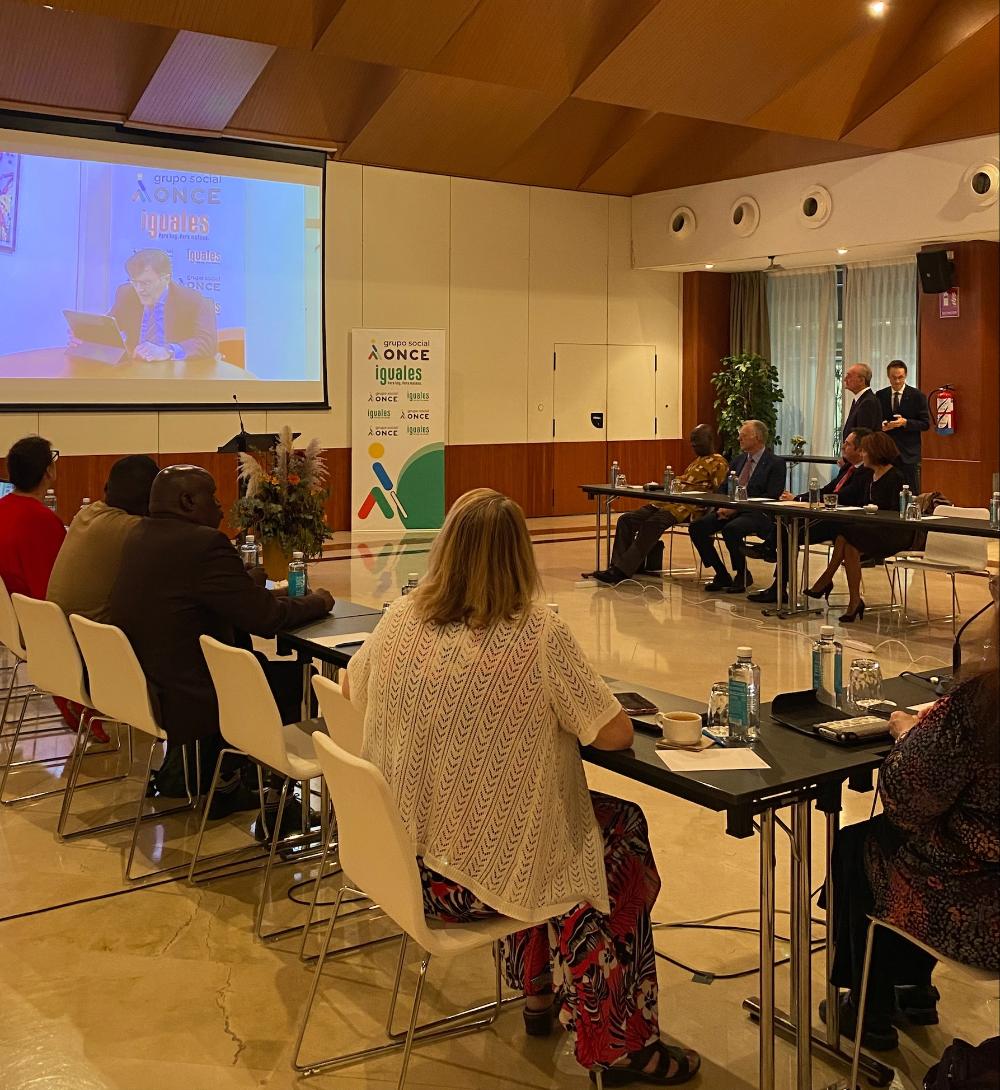 Reunión de una de las comisiones