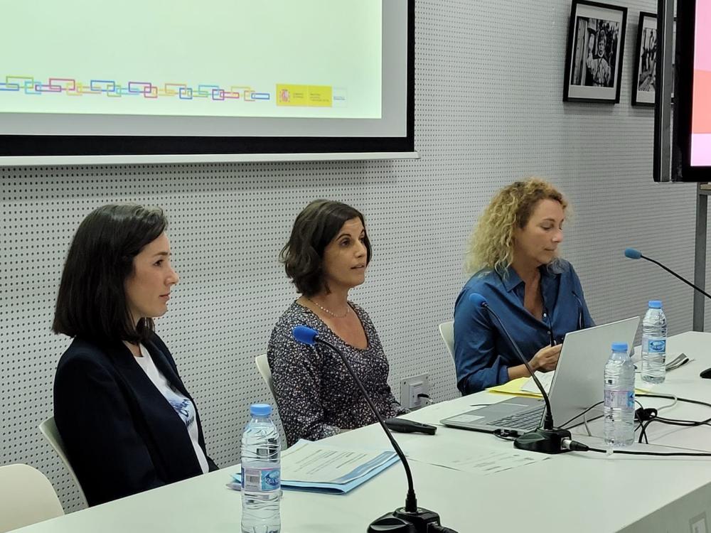 Ponentes durante su intervención