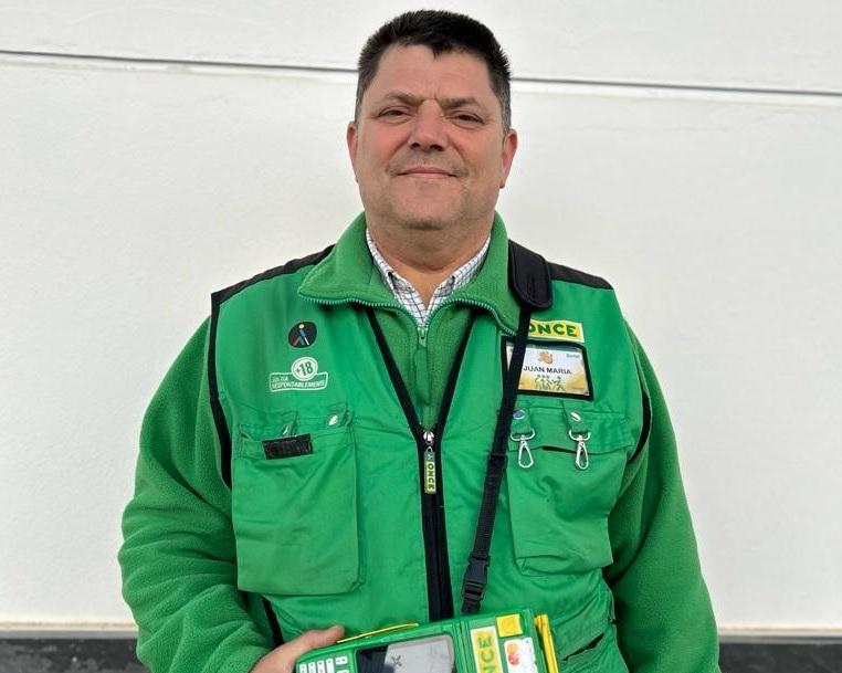 Juan María Rafallo, vendedor de la ONCE en Beas