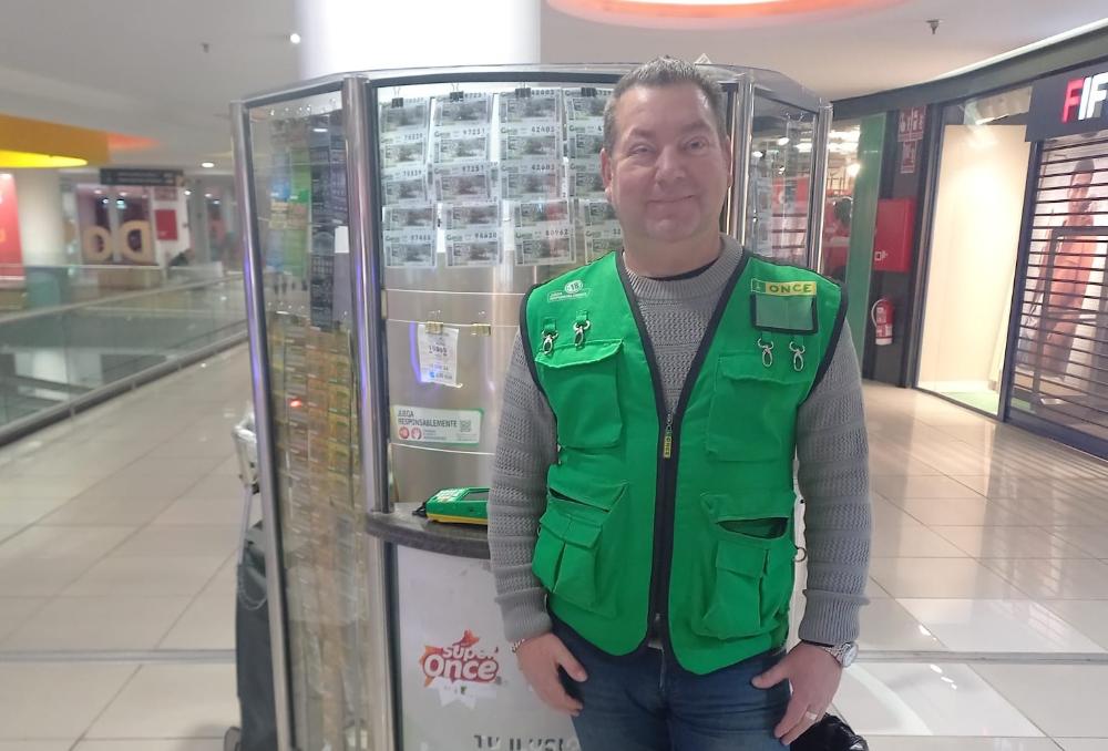 Antonio Guillen, vendedor de la ONCE en Sevilla