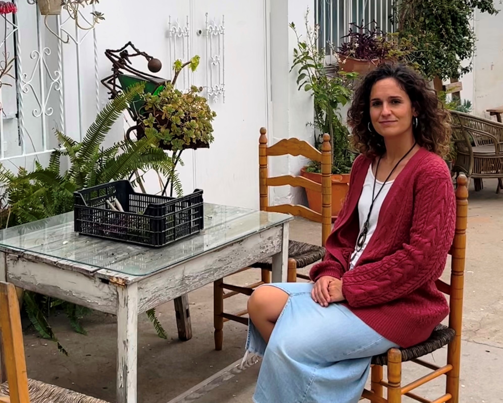 La profesora de la Universidad de Sevilla, Belén Zurbano, firma invitada de este mes