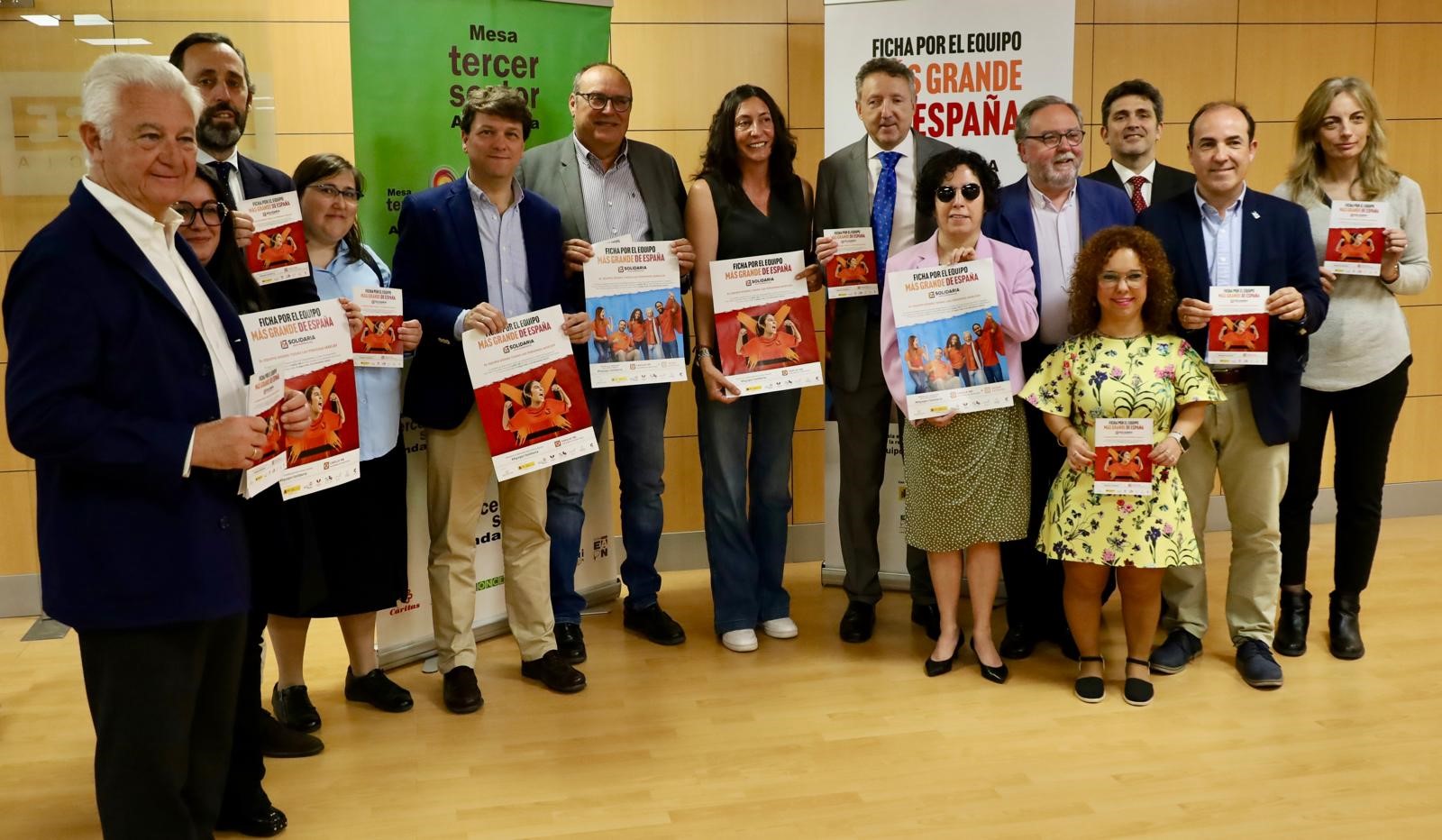 La Mesa del Tercer Sector presenta la campaña de la X Solidaria en la sede de la ONCE