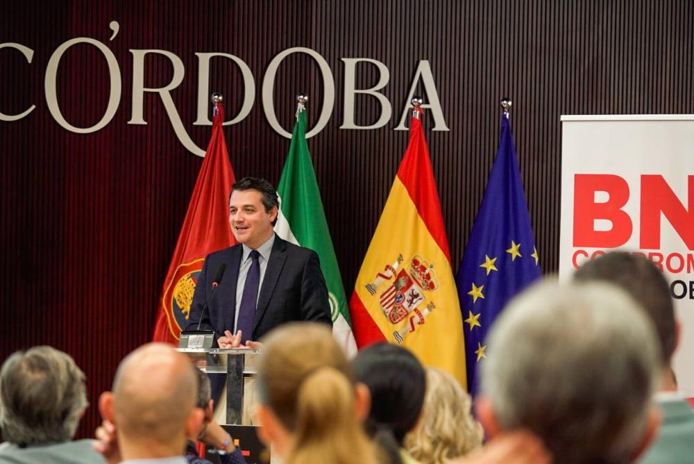 El alcalde de Córdoba en un acto
