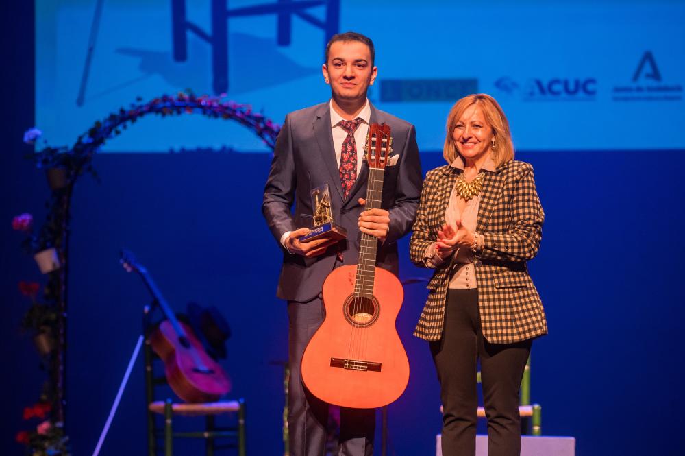 Entrega del premio a Pablo Campos