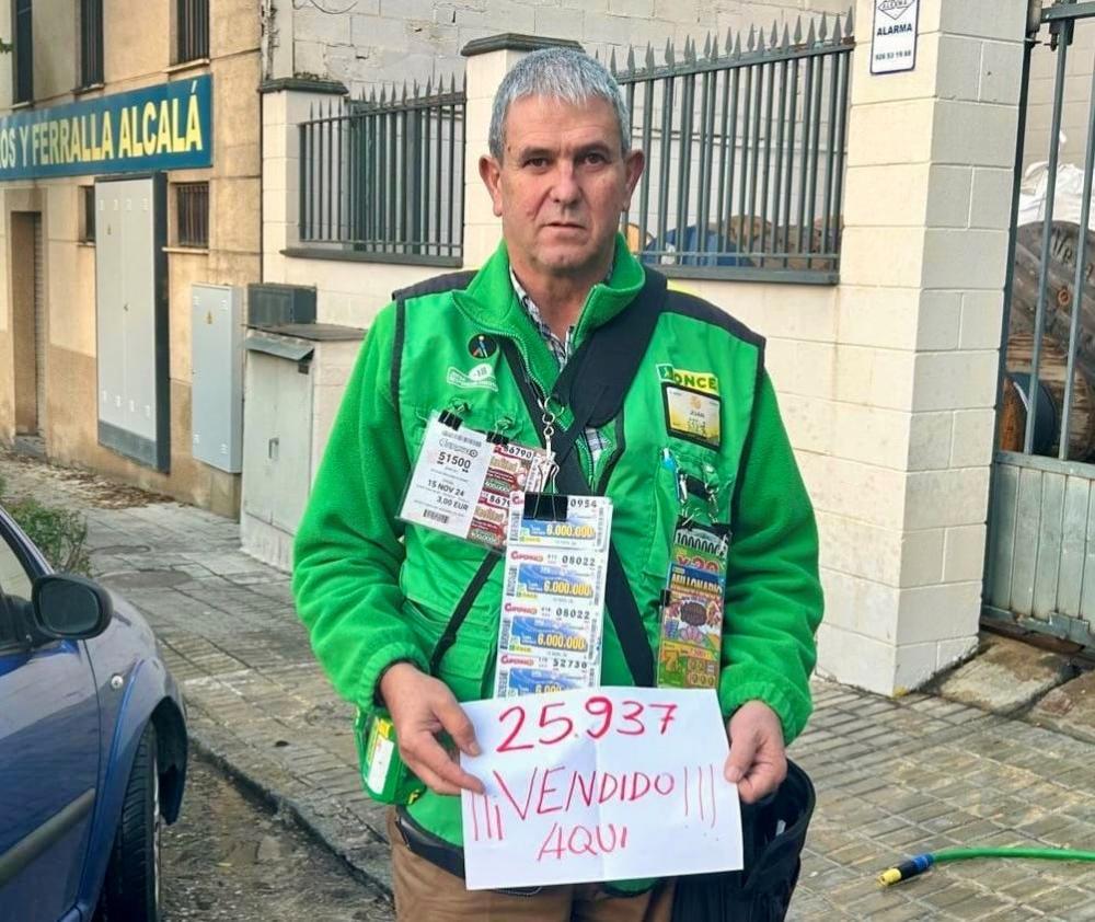 Juan Antonio Pareja, vendedor de la ONCE en Alcalá la Real