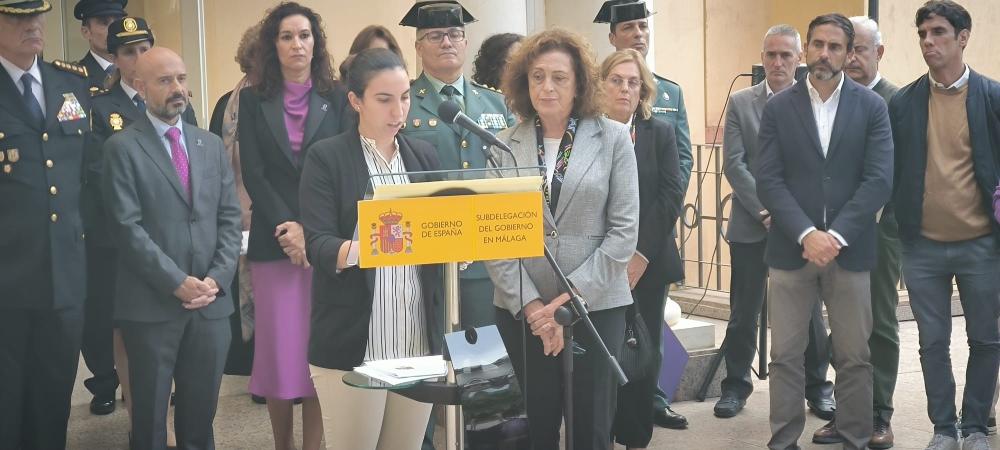María Gámez leyendo nombres de mujeres asesinadas en Málaga