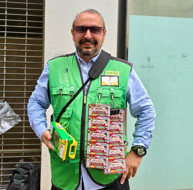 Víctor Manuel Acuña, vendedor de la ONCE en Algeciras