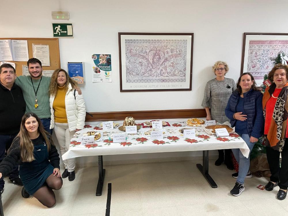 Concurso de dulces navideños en la ONCE de Huércal-Overa (Almería)