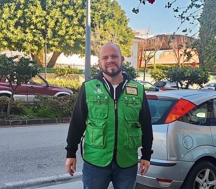 José Antonio Páez, vendedor de la ONCE en Algarrobo