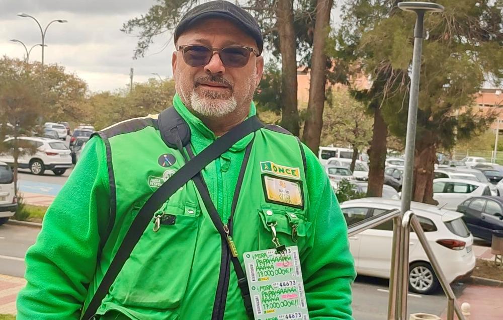 David Cid, vendedor de la ONCE en Málaga