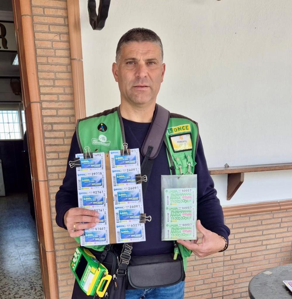 Roberto Carlos Gómez vendedor de la ONCE en Medina Sidonia