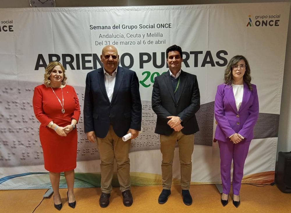 Autoridades asistentes en Granada