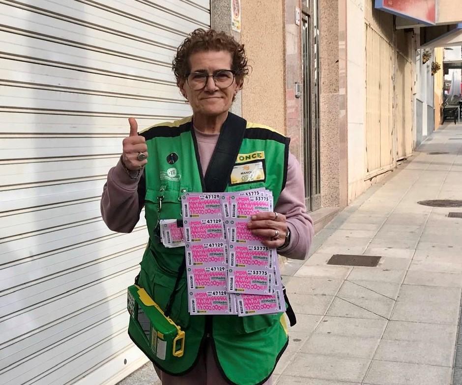 Manuela Merlos, vendedora de la ONCE en Níjar