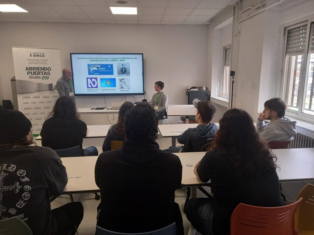 Charla informativa sobre videojuegos accesibles