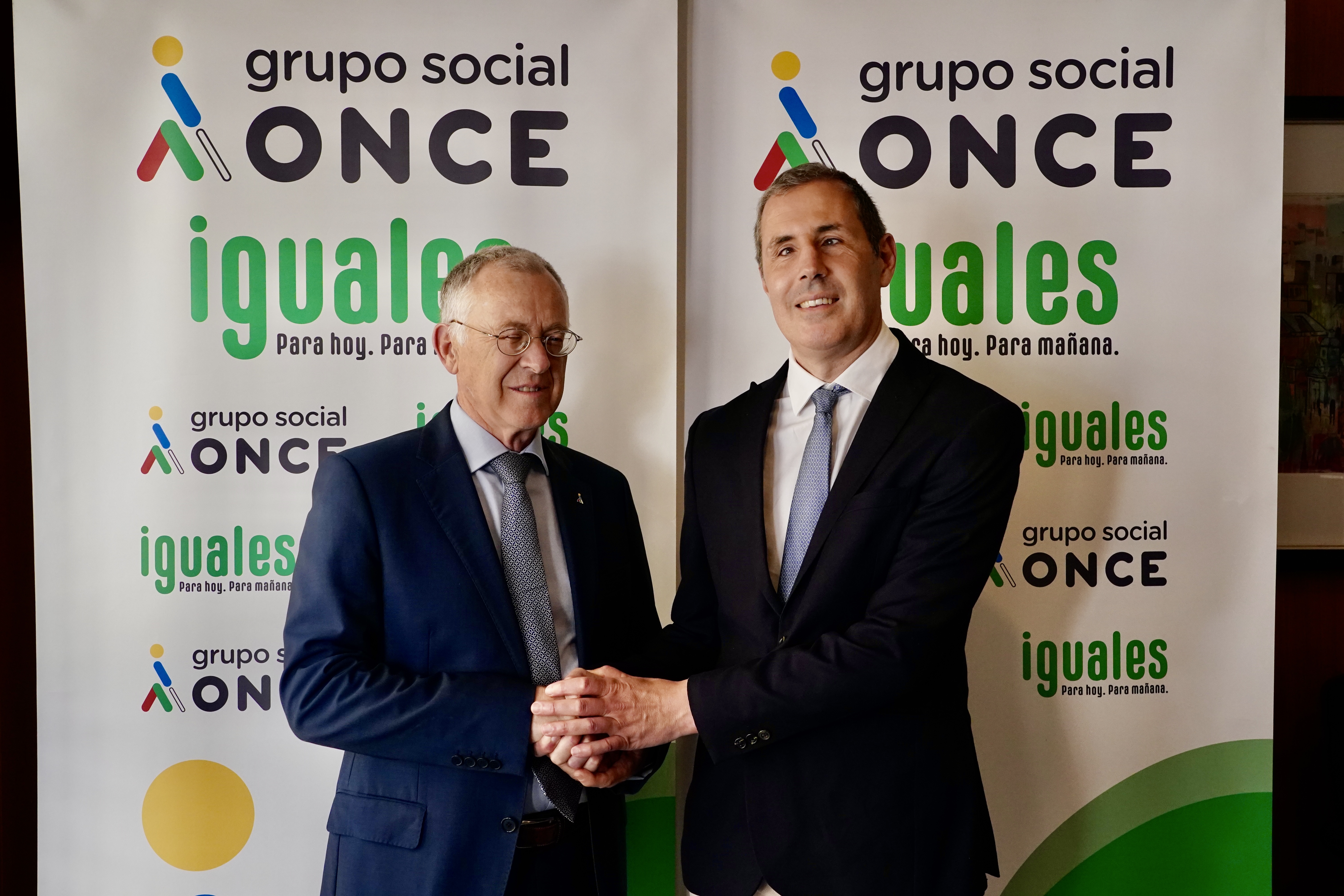Marcelo Rosado sustituye a José Miguel como director de la ONCE en Málaga
