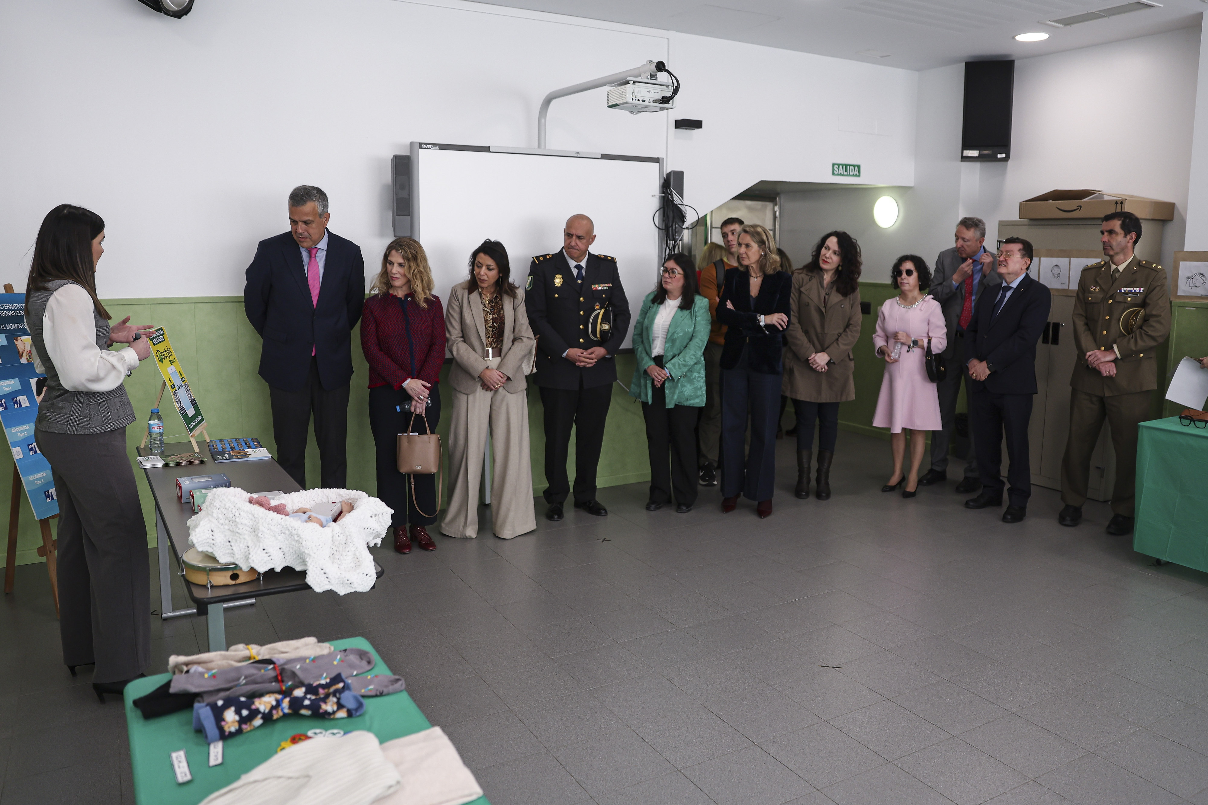 auotridades por el circuito