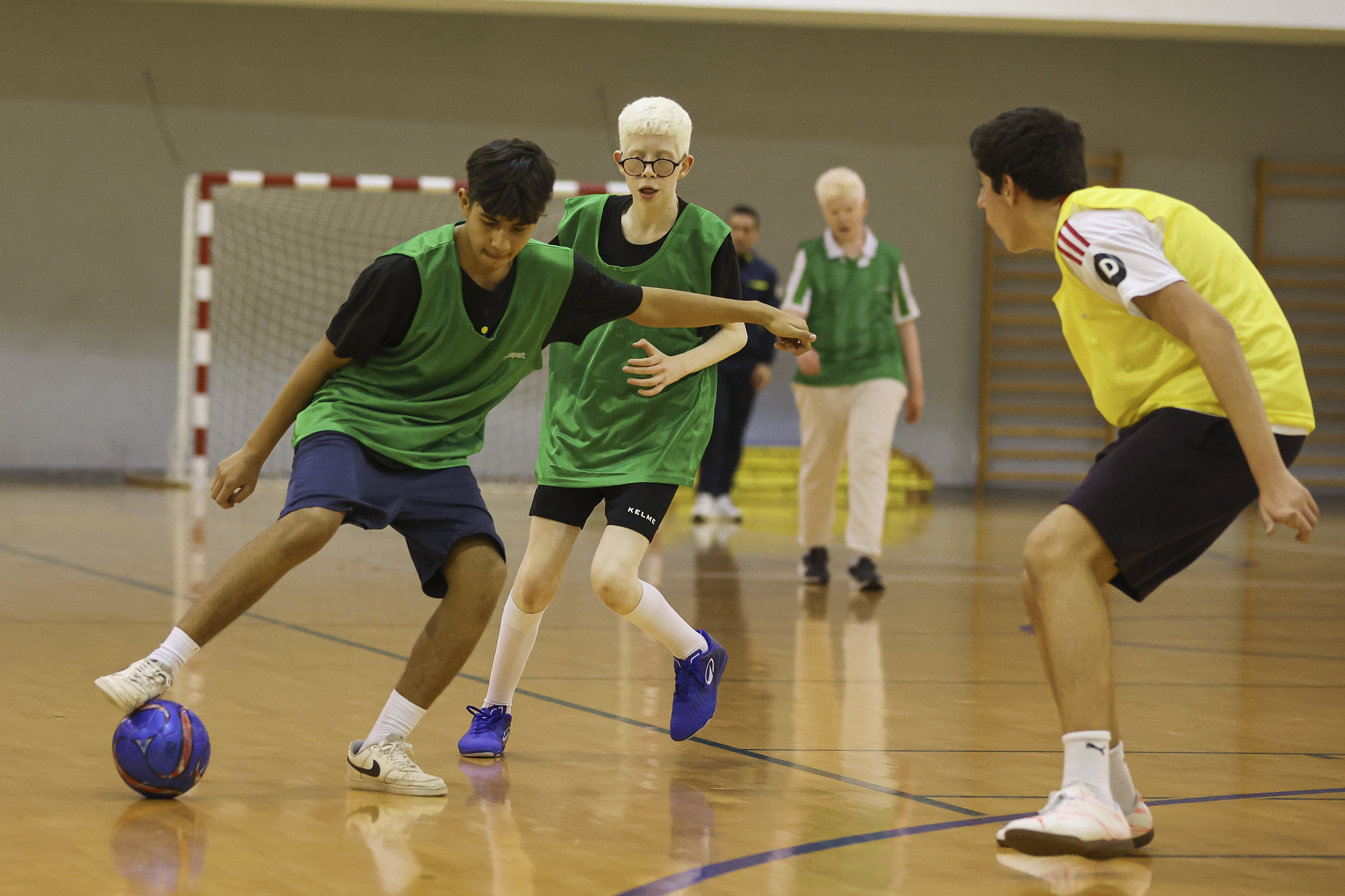 jugada en el campo del CRE