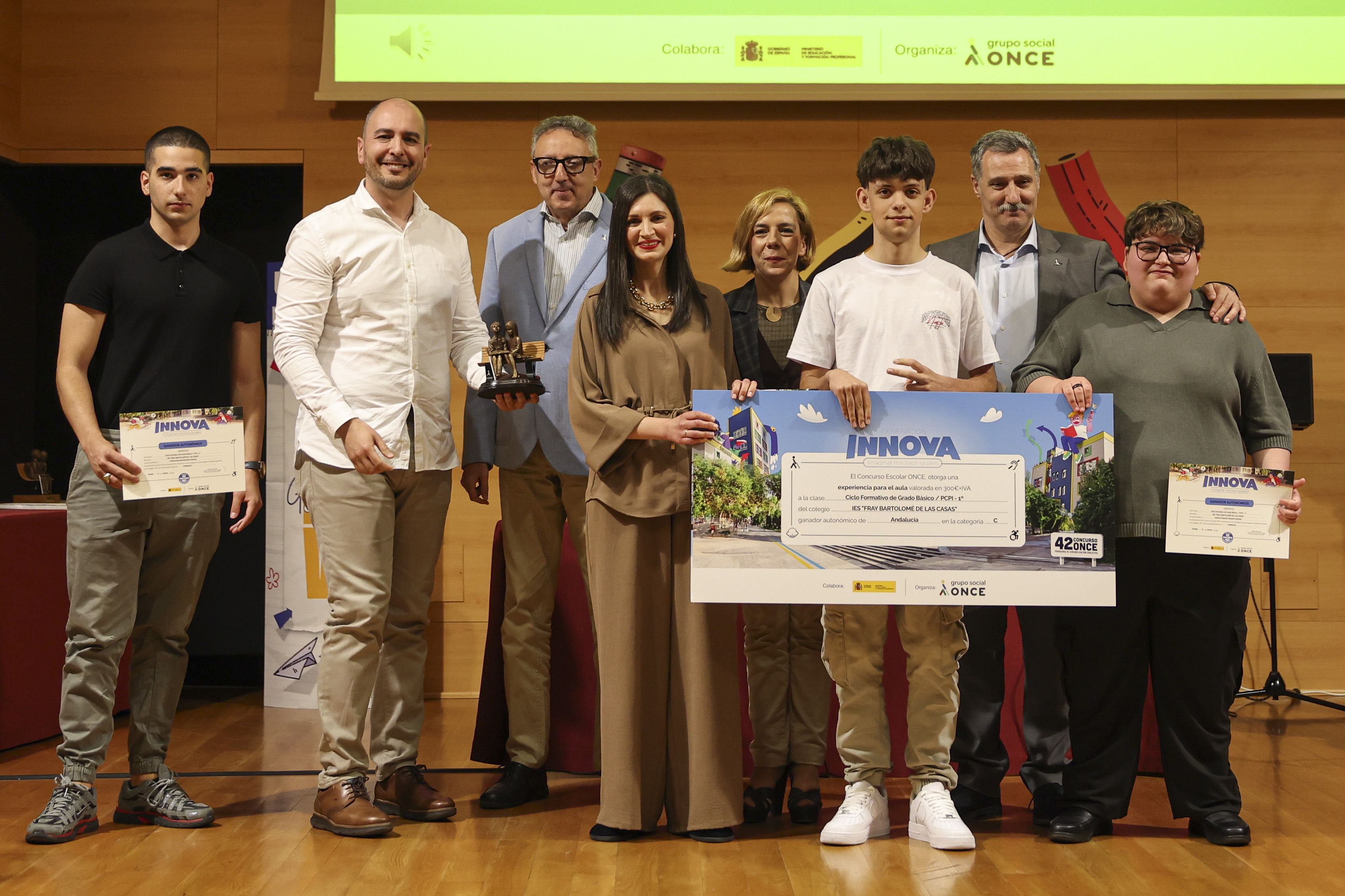 Representantes del Fernando de Molina