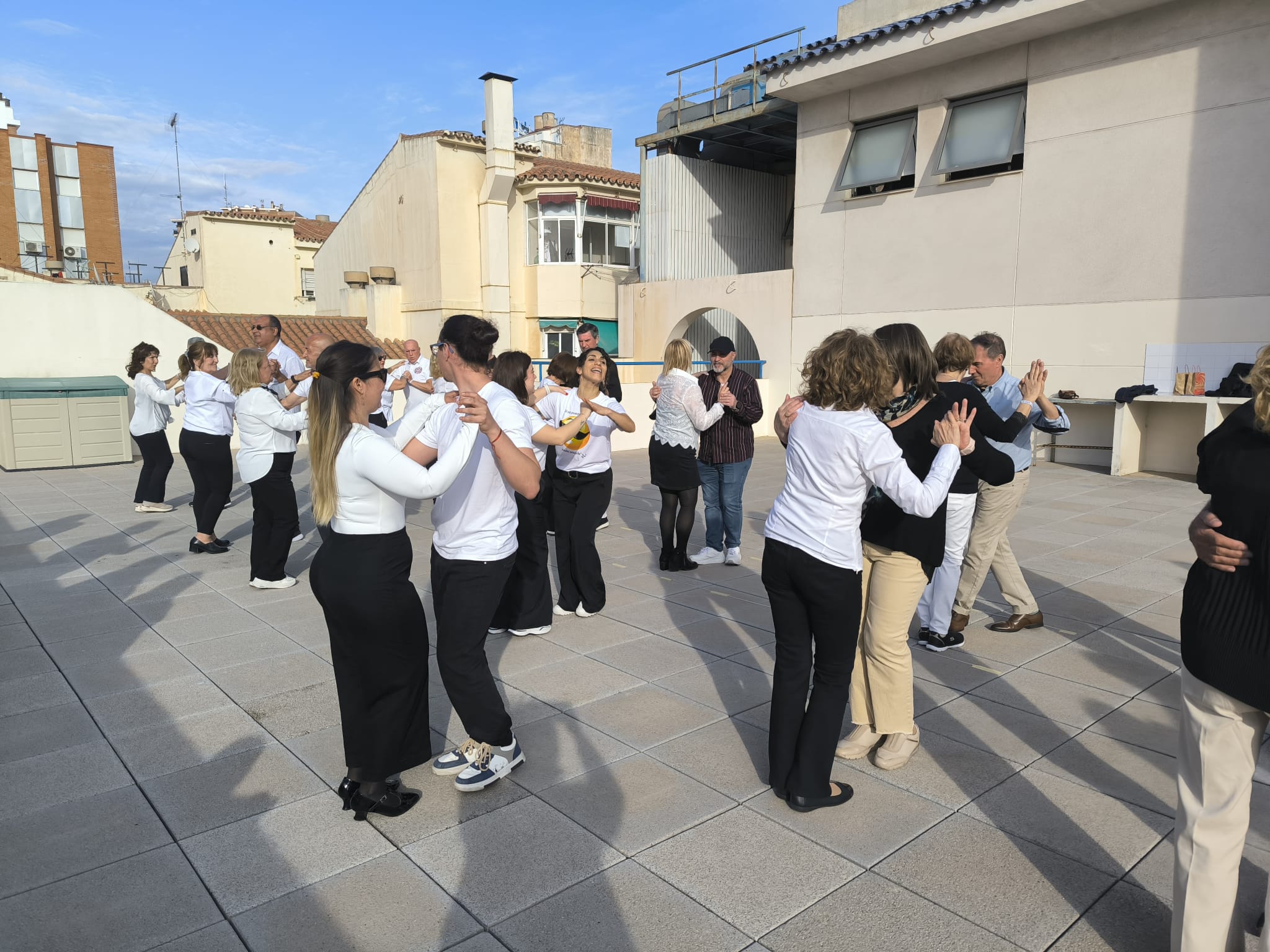 Bachata en la azotea de la ONCE