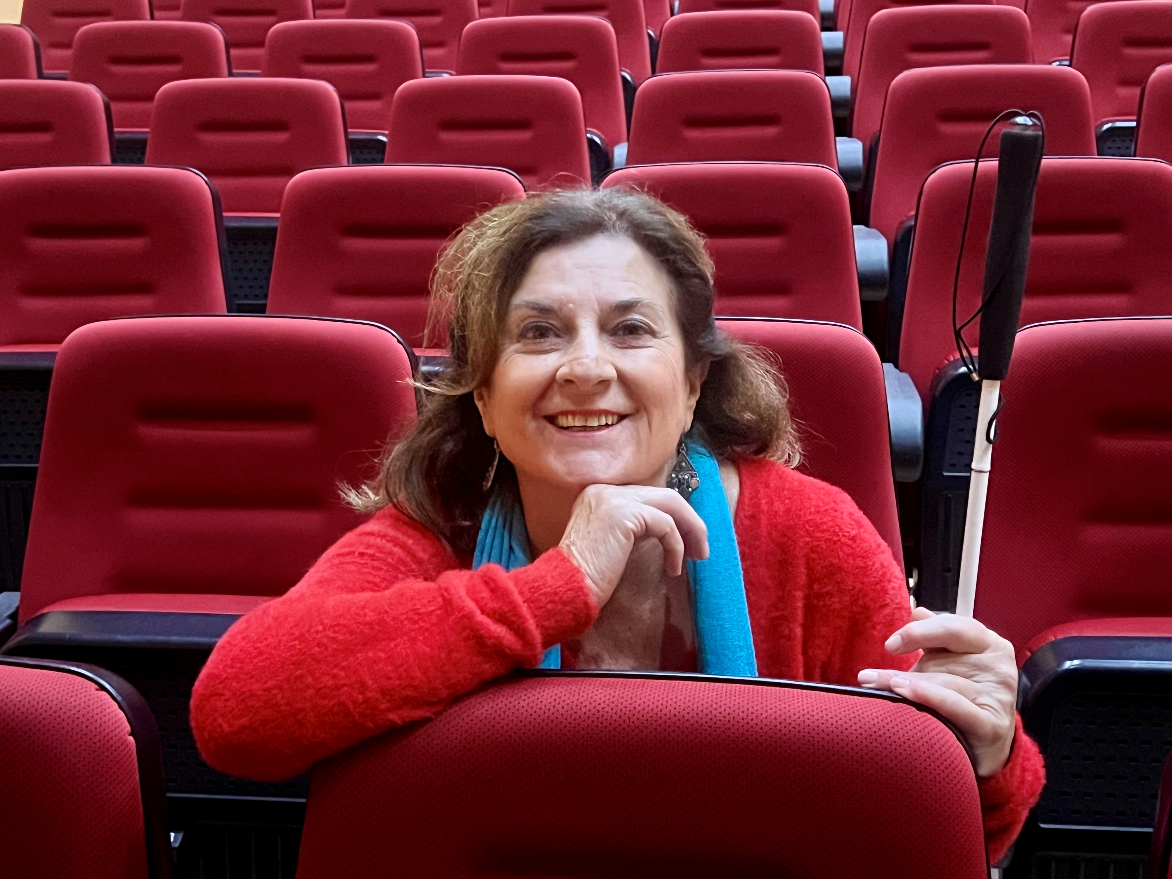 Machi Sierra en un patio de butacas