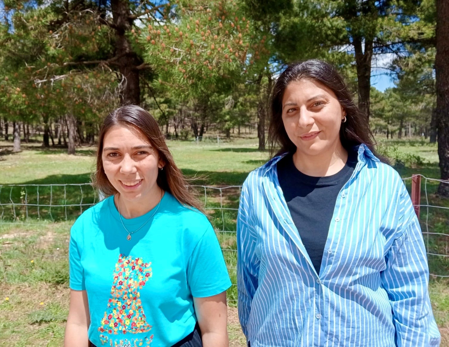 María José Cano y su hermana Amanda
